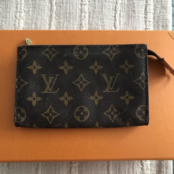 Vintage Louis Vuitton bucket bag pouch - Picture 2 of 9